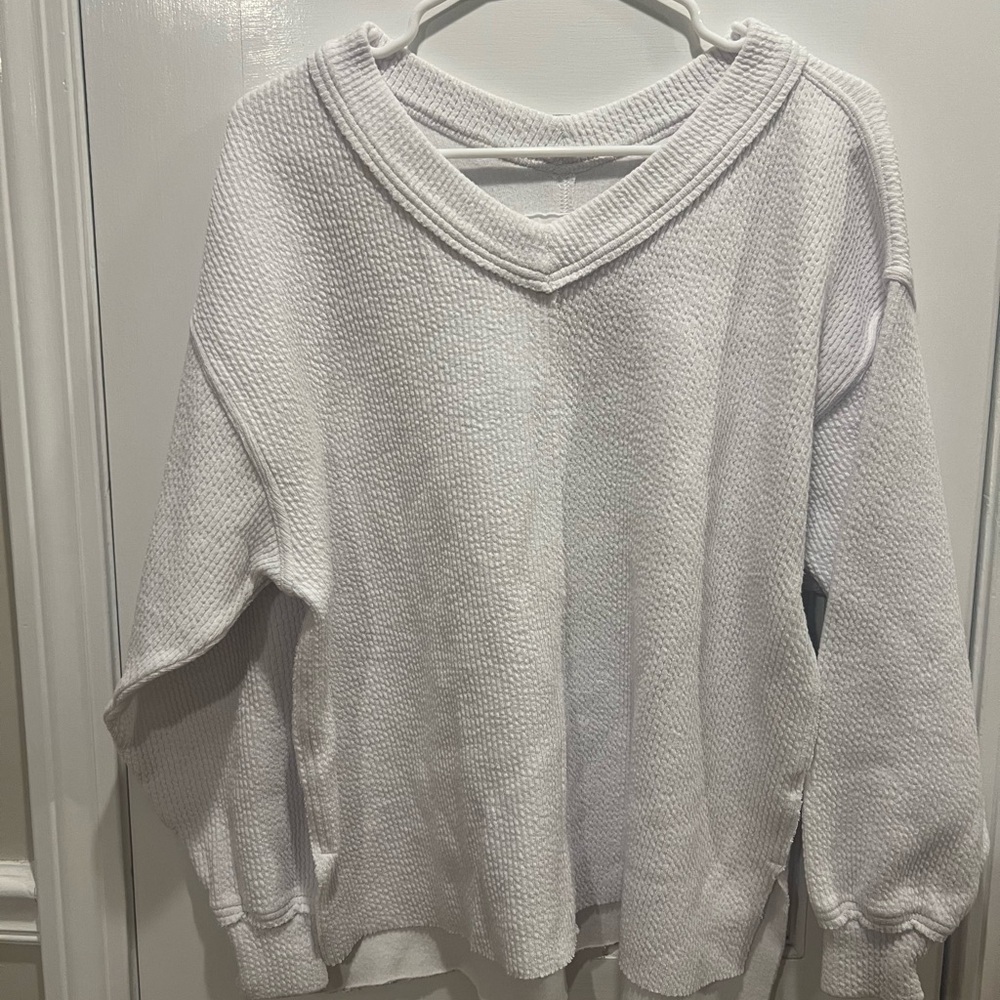 Aerie White V-Neck Sweater